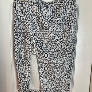 LF (Rumor Boutique) Slit Skirt